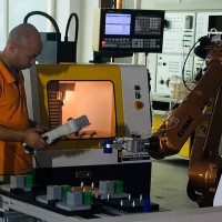 工业4.0柔性制造工业机器人上下料数控铣床实训系统