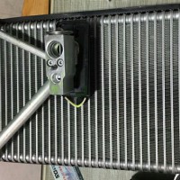 沃尔沃蒸发箱芯 车门 方向机 汽油泵 减震器 水箱