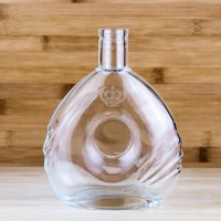 广州酒瓶生产厂家，广州玻璃瓶生产厂家，广州玻璃酒瓶生产厂家