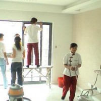 广州番禺大道北开荒清洁公司，新居入住前打扫，清理装修后污渍