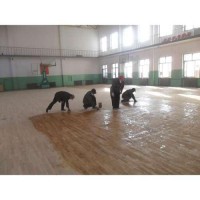 广州萝岗永和地板打蜡公司，实木地板护理，车间胶地板清洗