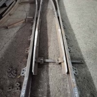 钢轨道岔通常在车站编组站大量铺设 铁路道岔现货直发