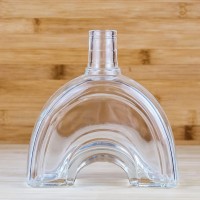 水晶酒瓶生产厂家，水晶酒瓶加工厂家