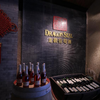 中丰投资牵手北京龙徽，成中华红酒全国独家总经销商