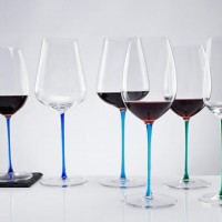 葡萄酒杯喷油厂，葡萄酒杯喷油加工厂，广州白云区葡萄酒杯喷油厂