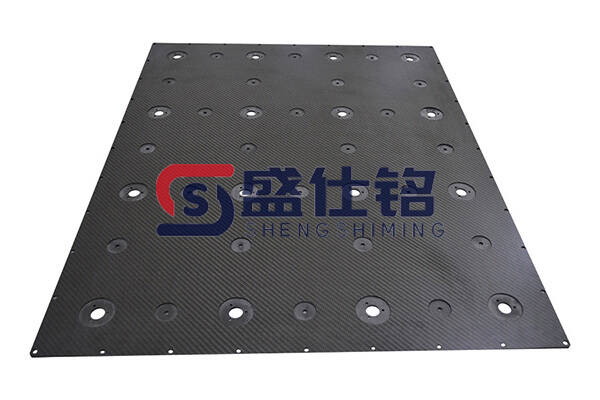 厂家供应3K碳纤维材料 CNC碳纤维板材加工 批发碳纤维材料
