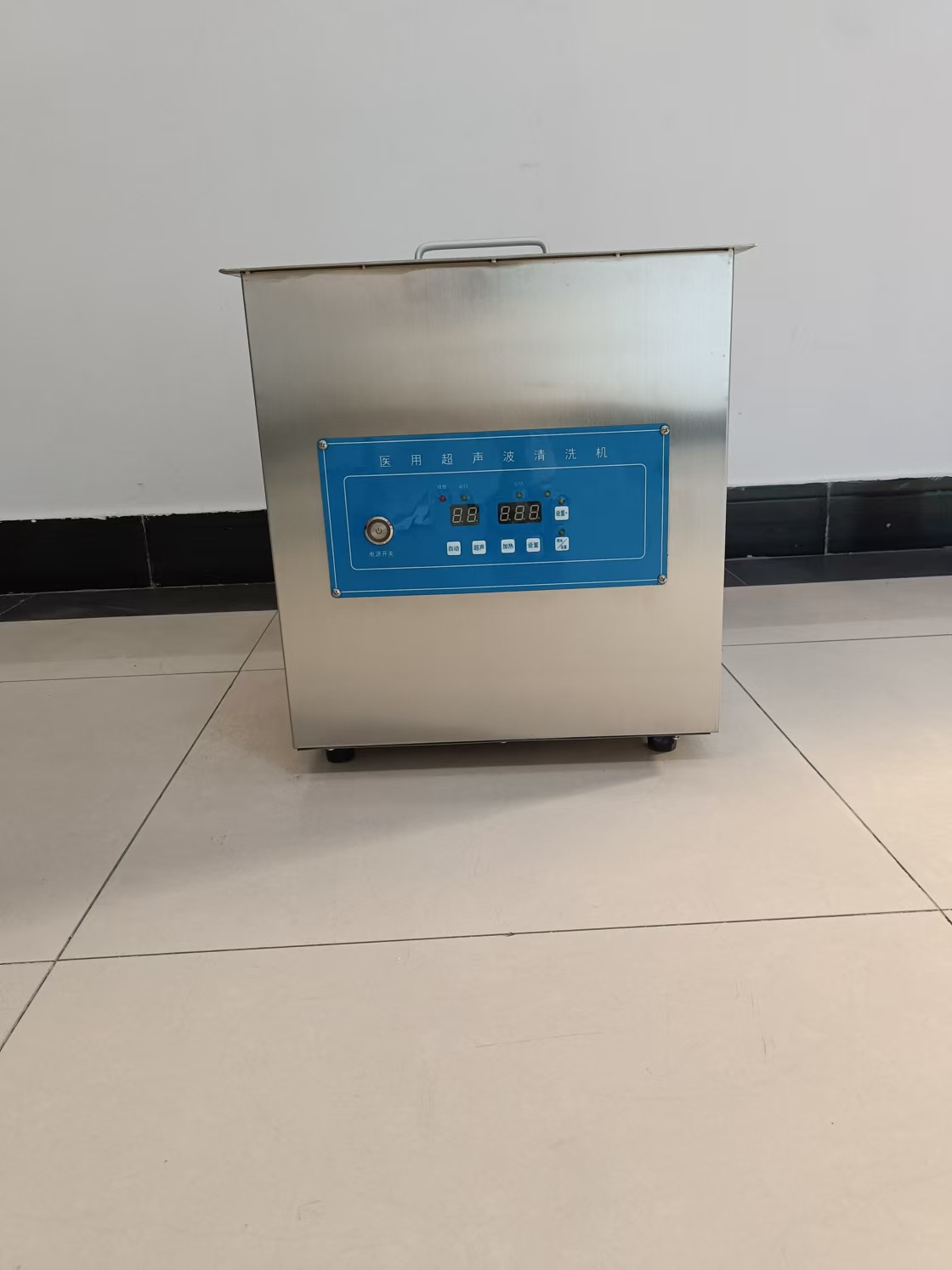 医用超声波清洗设备小型微电脑桌面超声波清洗机