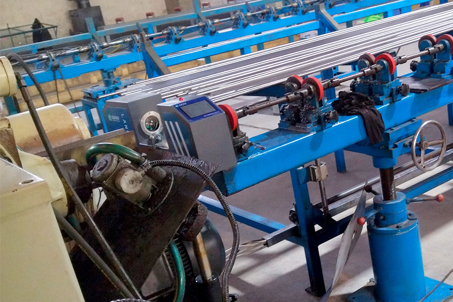 智能测径仪应用:提升纤维管生产质量与效率的关键