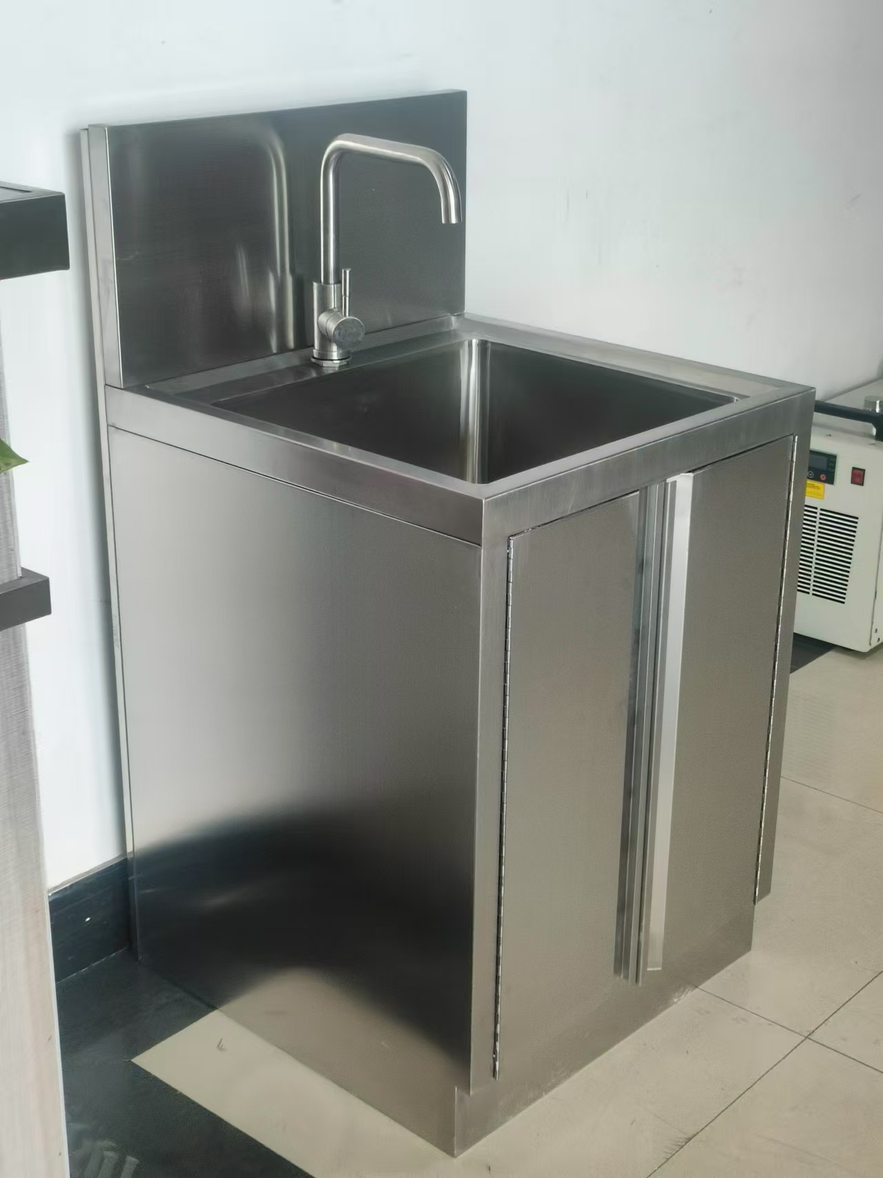 不锈钢洗手池 净化车间清洗刷手池可定制安装