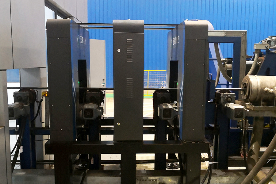 告别“弯”折损：蓝鹏直线度测量仪，为每一根棒材品质负责