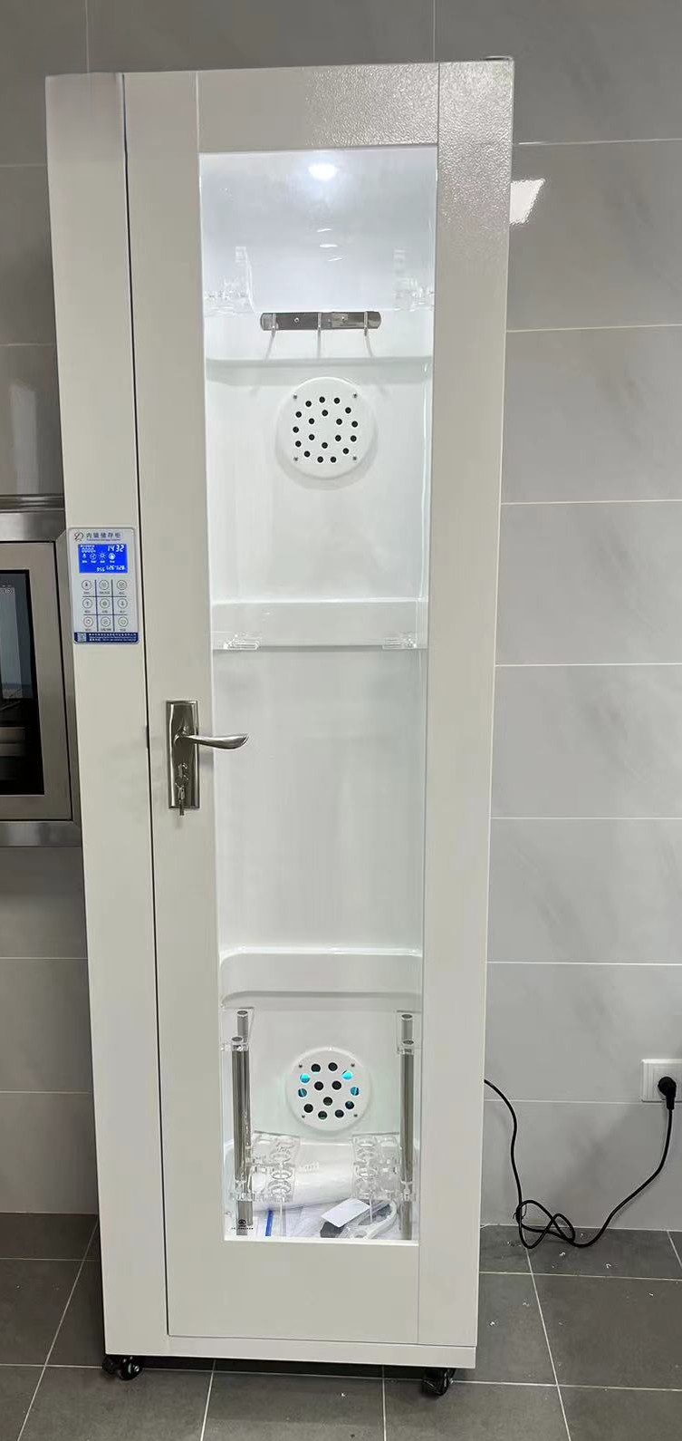 微电脑数显单门储存柜 微电脑控制、风循环系统、高分子内胆