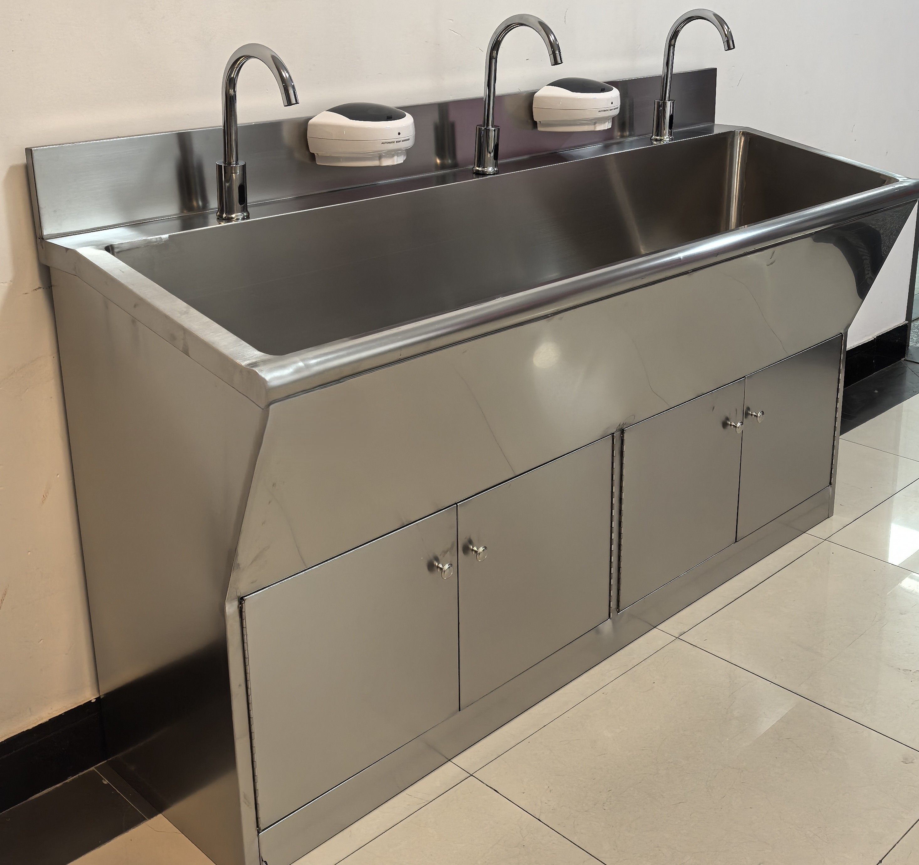 不锈钢三人位洗手池  厂家可定制