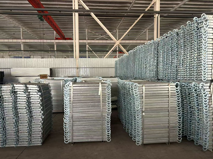 建筑热镀锌筑钢跳板厂家，任丘鑫汇盘扣脚手架走道板