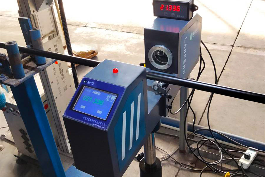 单轴测径仪视场中心对位操作：高度调节的标准步骤与要点