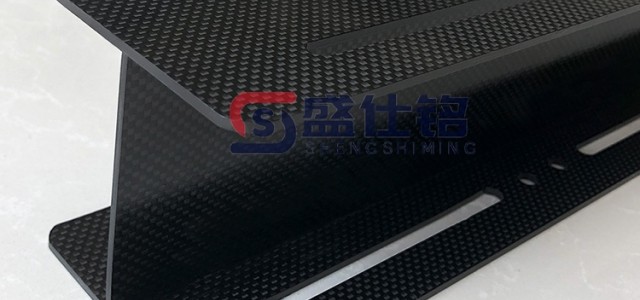 碳纤维工字梁 重塑结构力学的“黑色黄金”