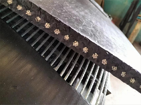 炜泰提升机专用皮带 防撕裂钢丝绳芯输送带生产厂家